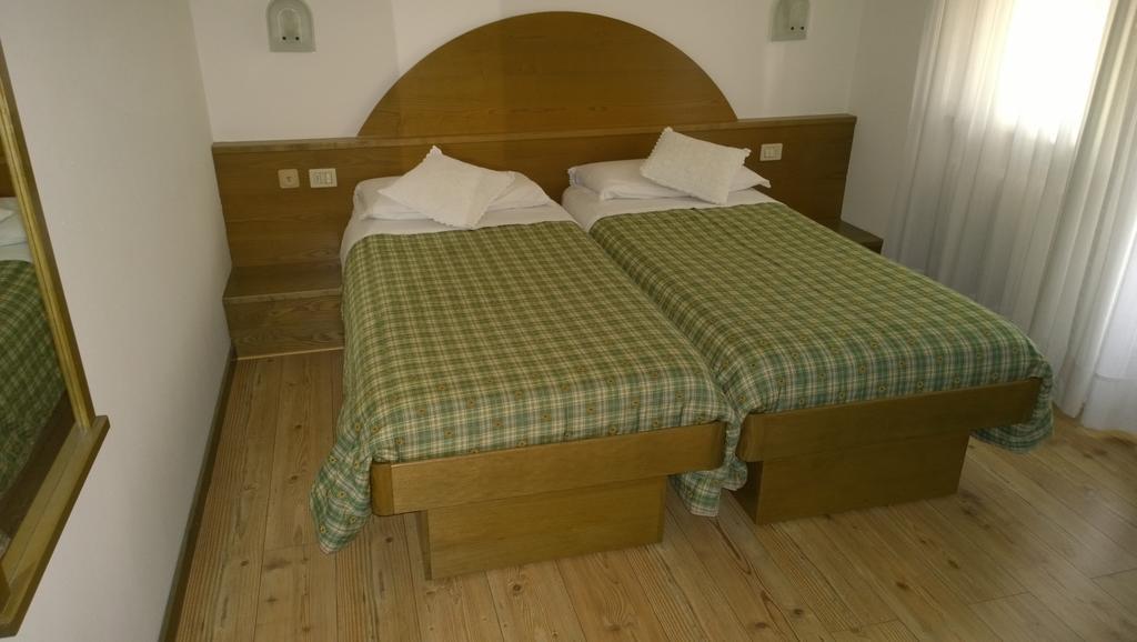 La Felce Bed & Breakfast Carisolo Chambre photo